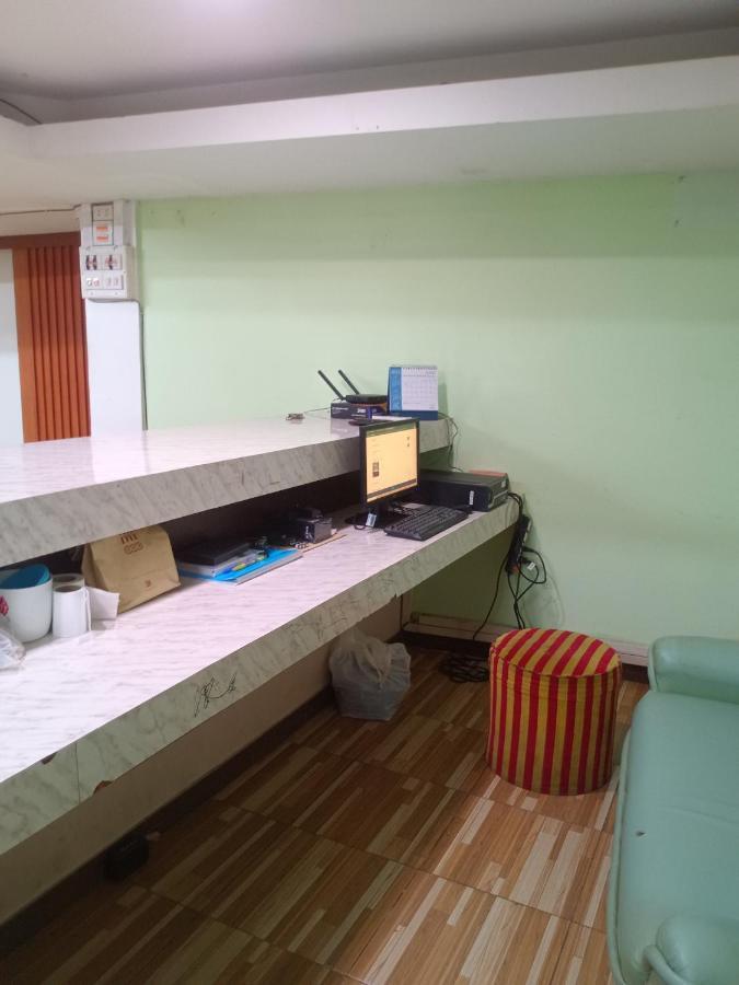 Friendly Hostel - DMK Airport Bangkok Exterior photo